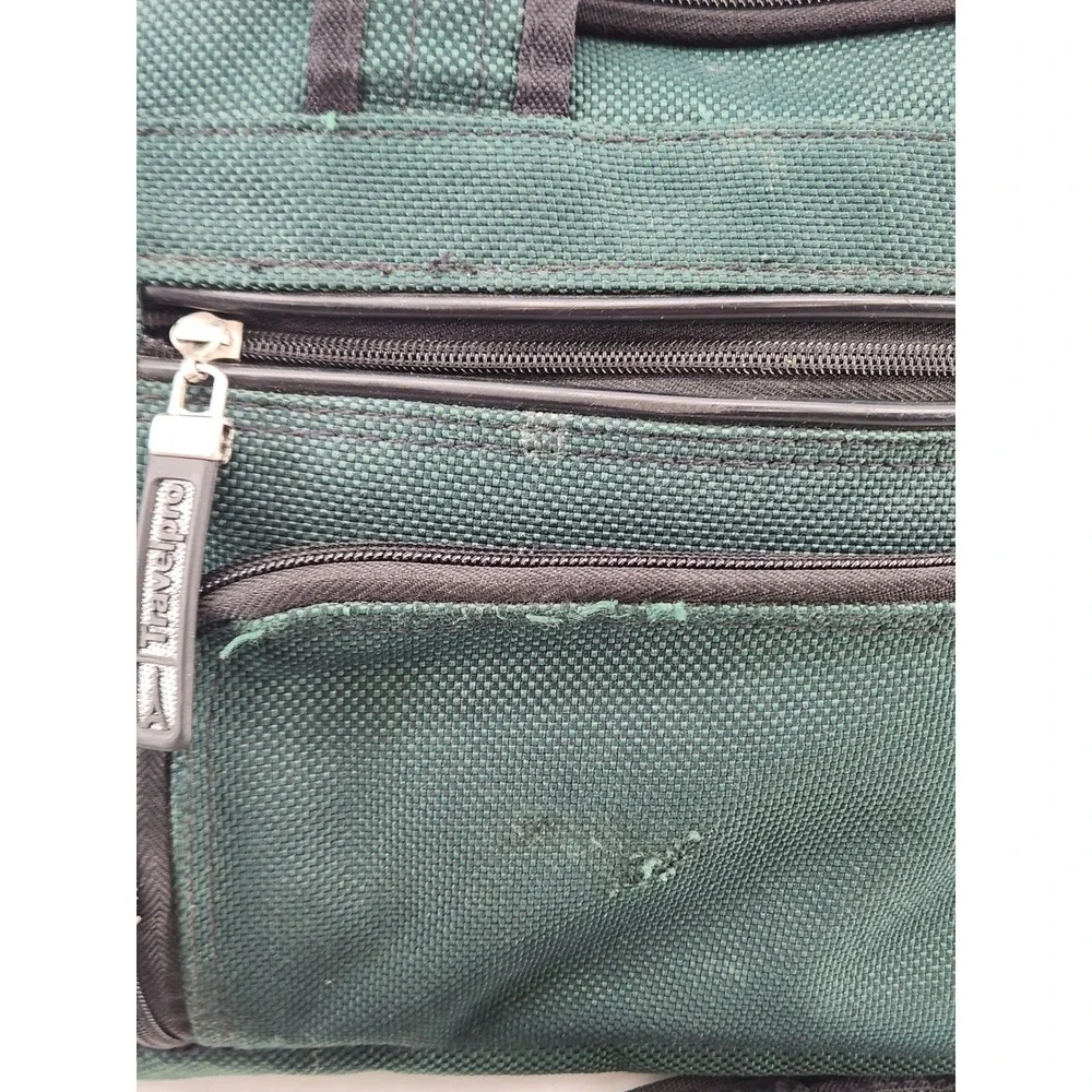Travelpro Walkabout Duffel Travel Bag‎ Green Carry On Overnight 16x10x8